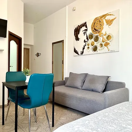 7-7-6 Appartamento *