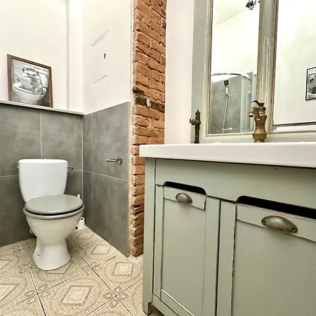 7-7-6 Appartamento *